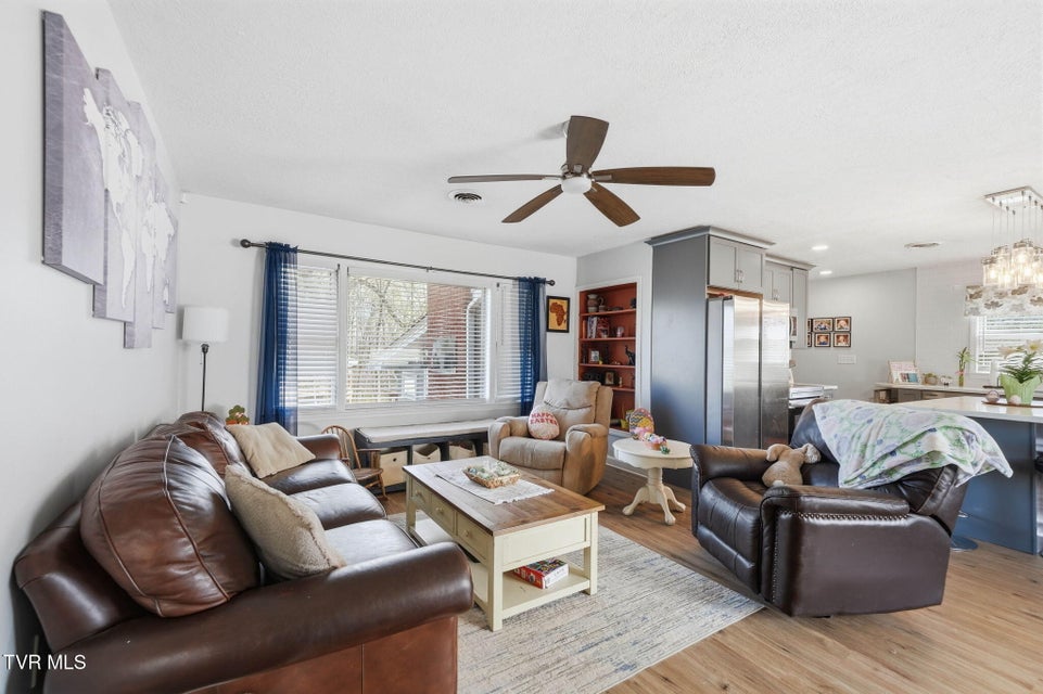 Photo #8: 1004 Barton Street