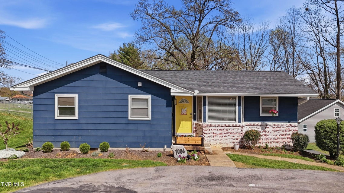 Photo #28: 1004 Barton Street