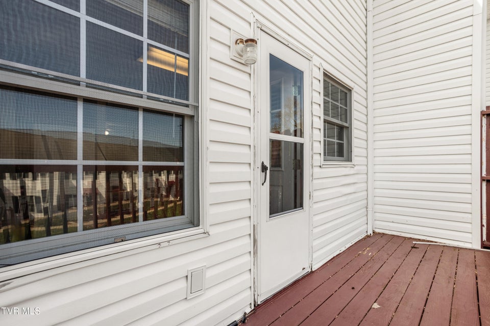 Photo #13: 671 Beaverview Drive