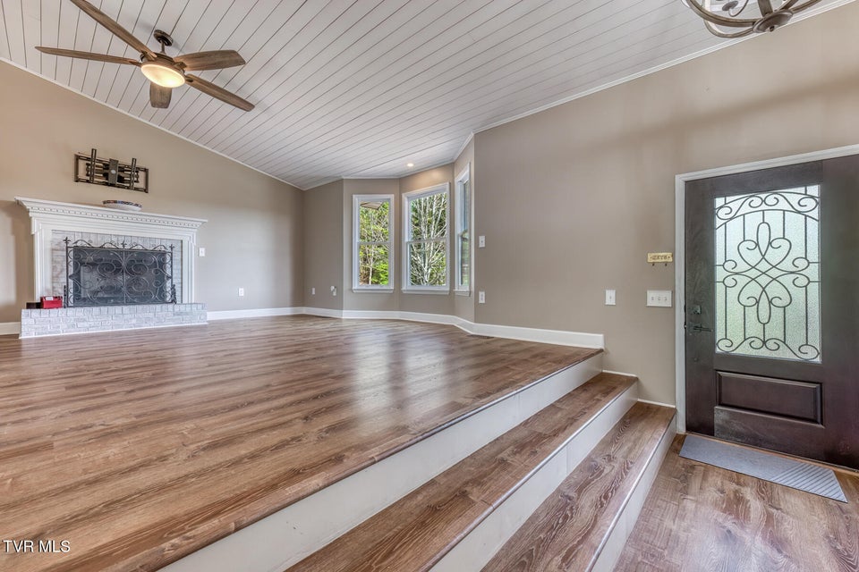 Photo #3: 4127 Grey Fox Drive