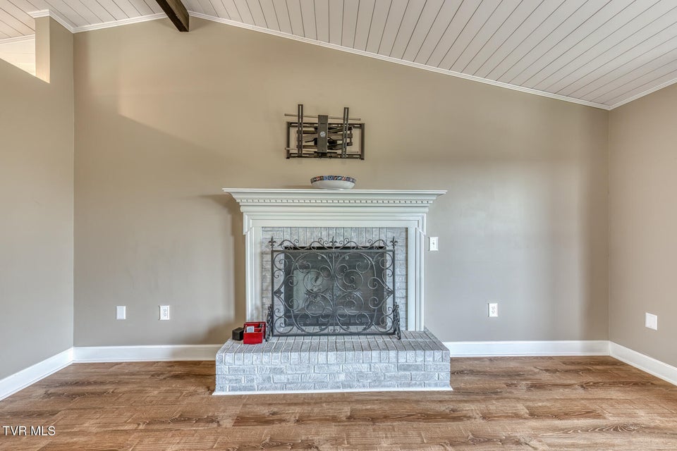 Photo #6: 4127 Grey Fox Drive