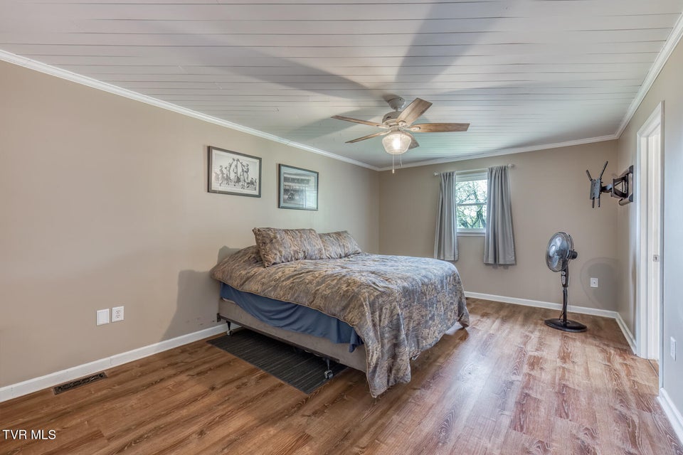 Photo #14: 4127 Grey Fox Drive