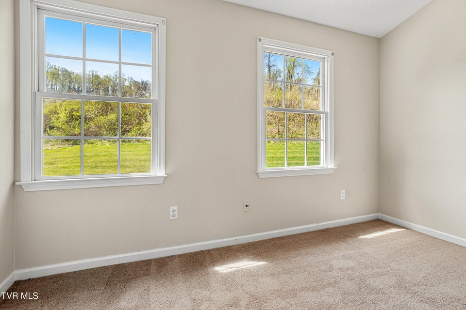 Photo #24: 671 Beaverview Drive