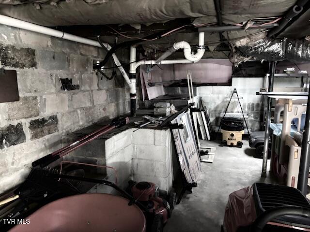 Photo #17: 328 Lakecrest Drive