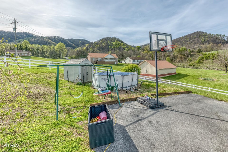 Photo #36: 130 Garland Road