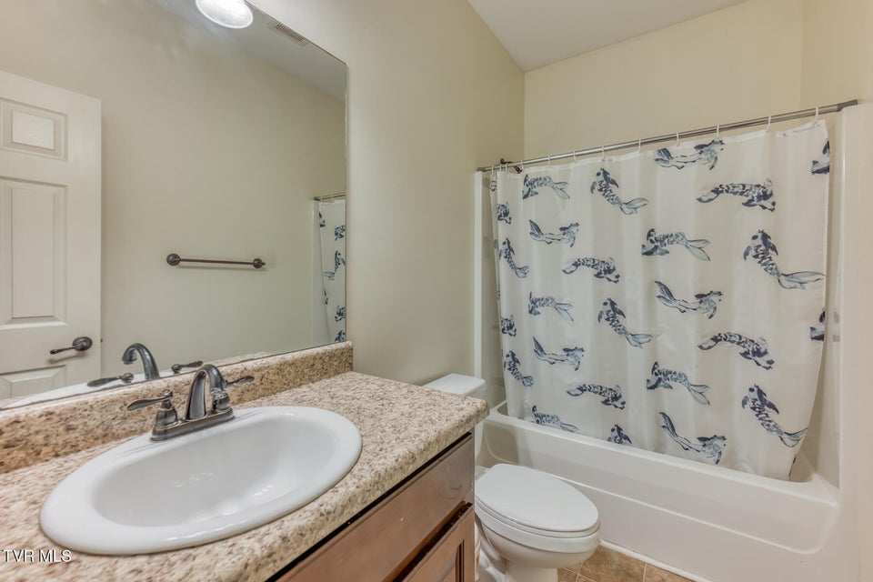 Photo #31: 130 Garland Road