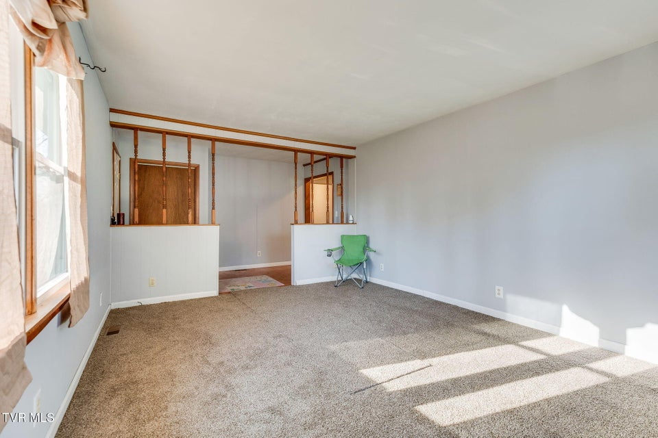 Photo #7: 721 Rector Drive