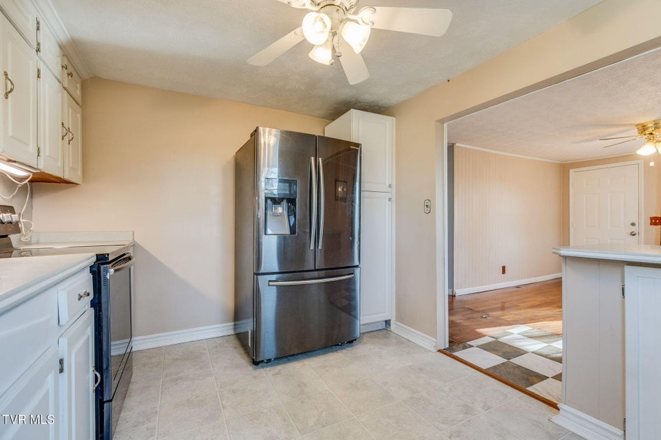 Photo #14: 721 Rector Drive