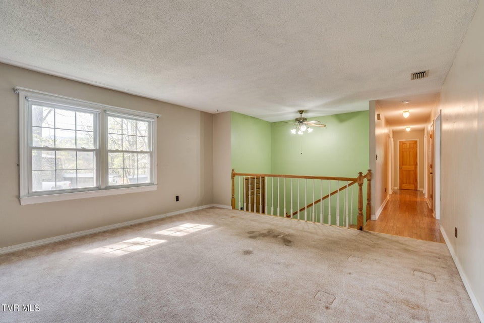 Photo #7: 121 Independence Lane