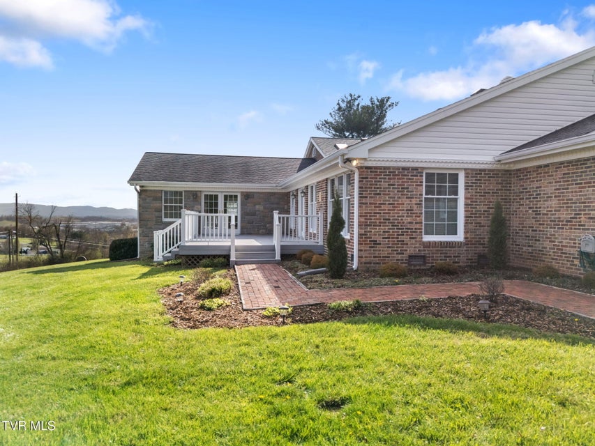 Photo #5: 12084 Tanglewood Drive