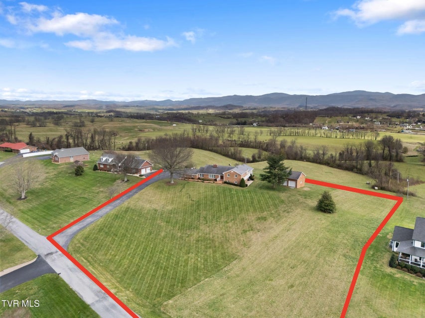 Photo #8: 12084 Tanglewood Drive