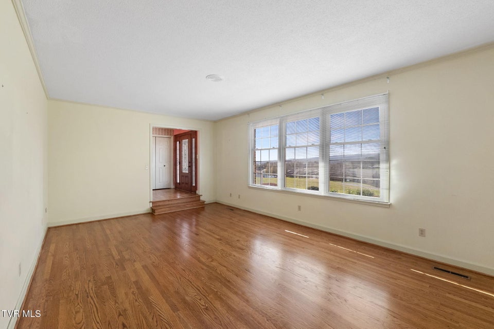 Photo #24: 12084 Tanglewood Drive