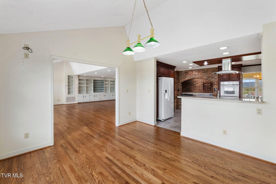 Photo #42: 12084 Tanglewood Drive