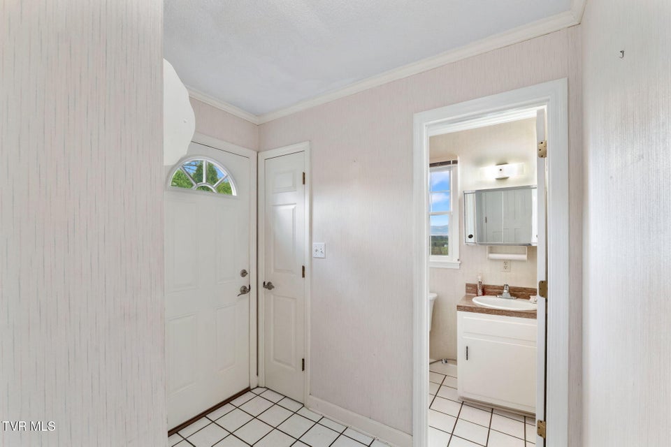 Photo #52: 12084 Tanglewood Drive