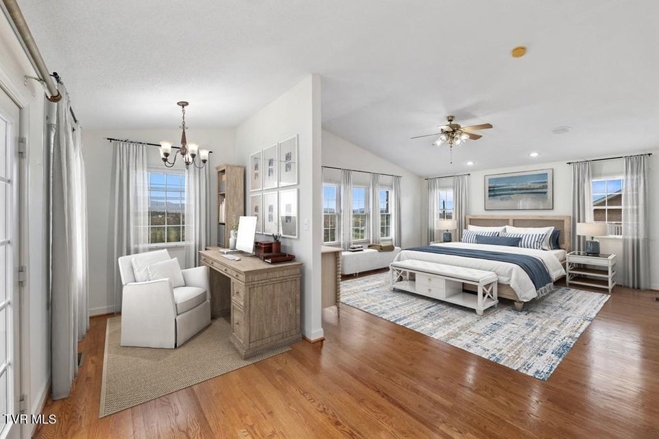 Photo #56: 12084 Tanglewood Drive