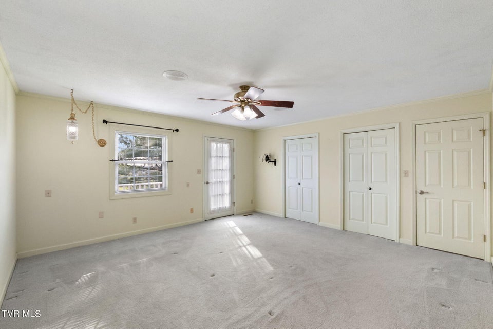 Photo #72: 12084 Tanglewood Drive