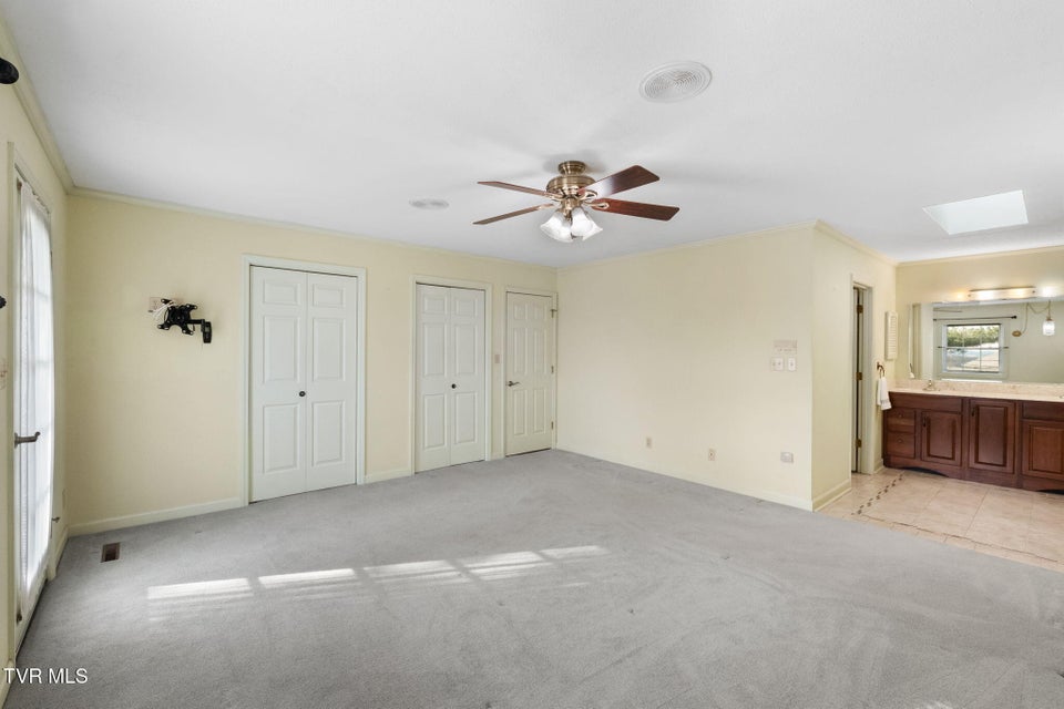 Photo #76: 12084 Tanglewood Drive