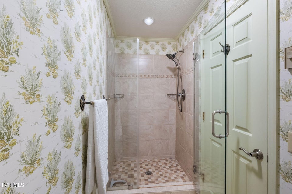 Photo #80: 12084 Tanglewood Drive