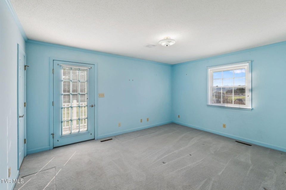 Photo #82: 12084 Tanglewood Drive