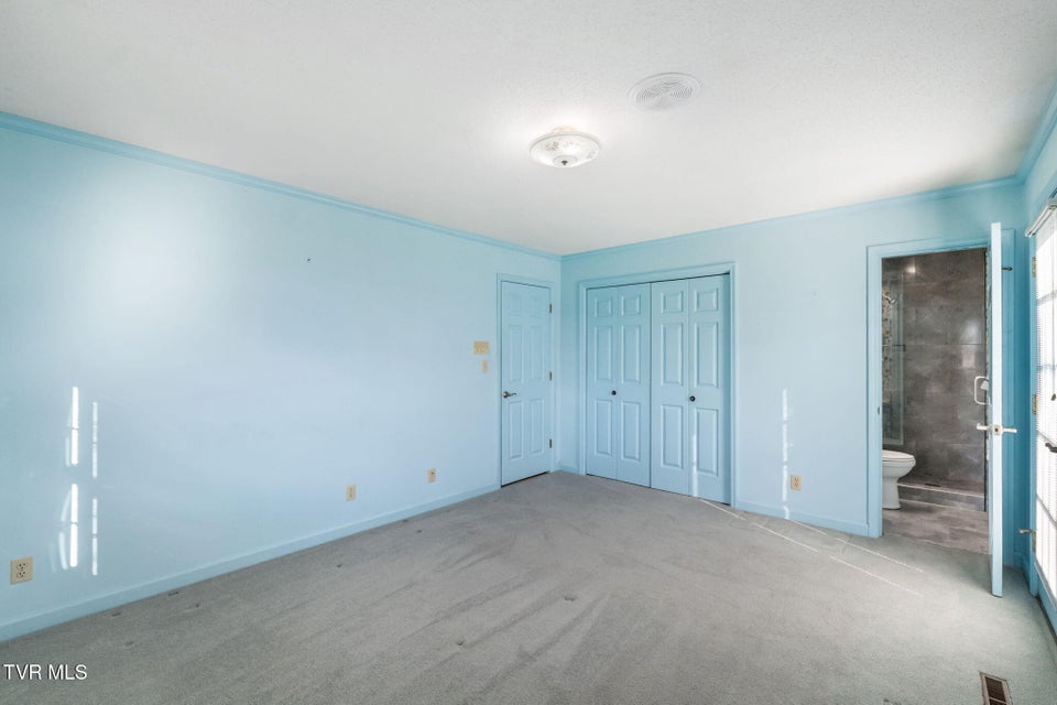 Photo #83: 12084 Tanglewood Drive