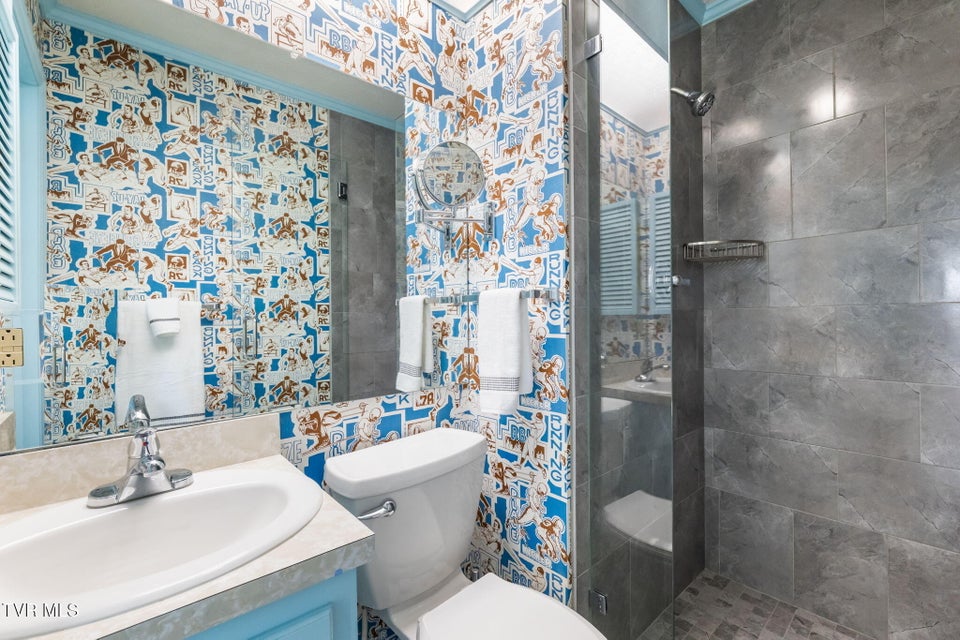 Photo #85: 12084 Tanglewood Drive