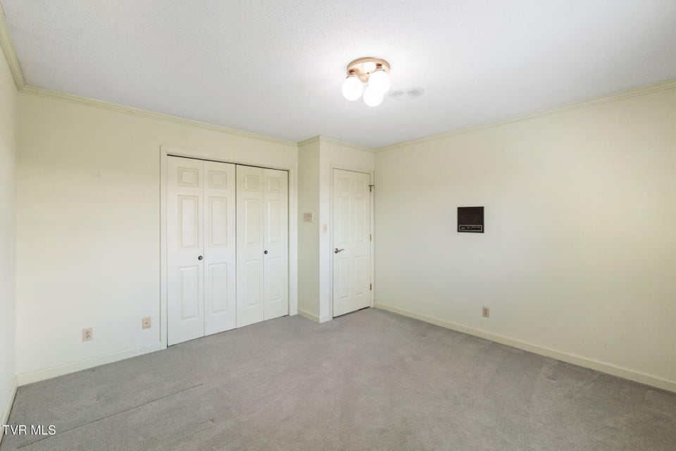 Photo #86: 12084 Tanglewood Drive