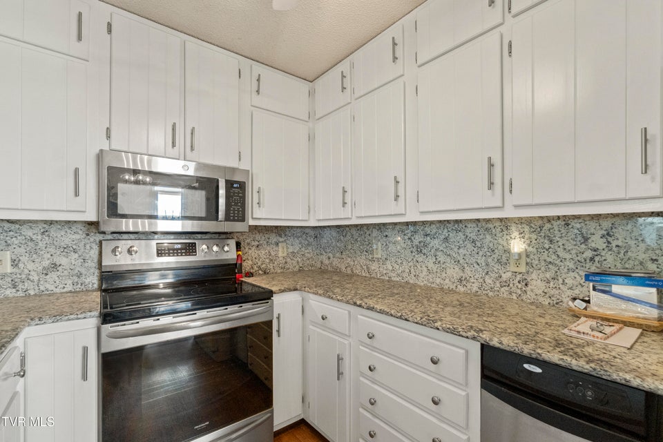 Photo #16: 255 Old Kentucky Road