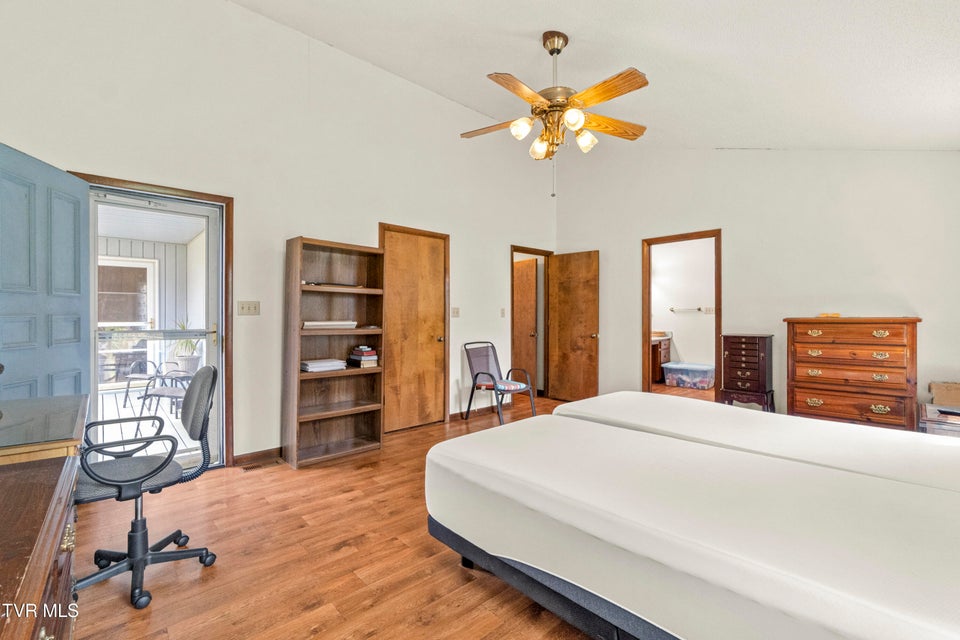 Photo #26: 255 Old Kentucky Road