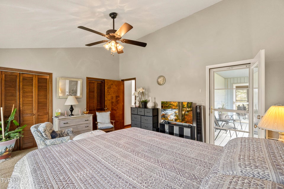 Photo #31: 255 Old Kentucky Road