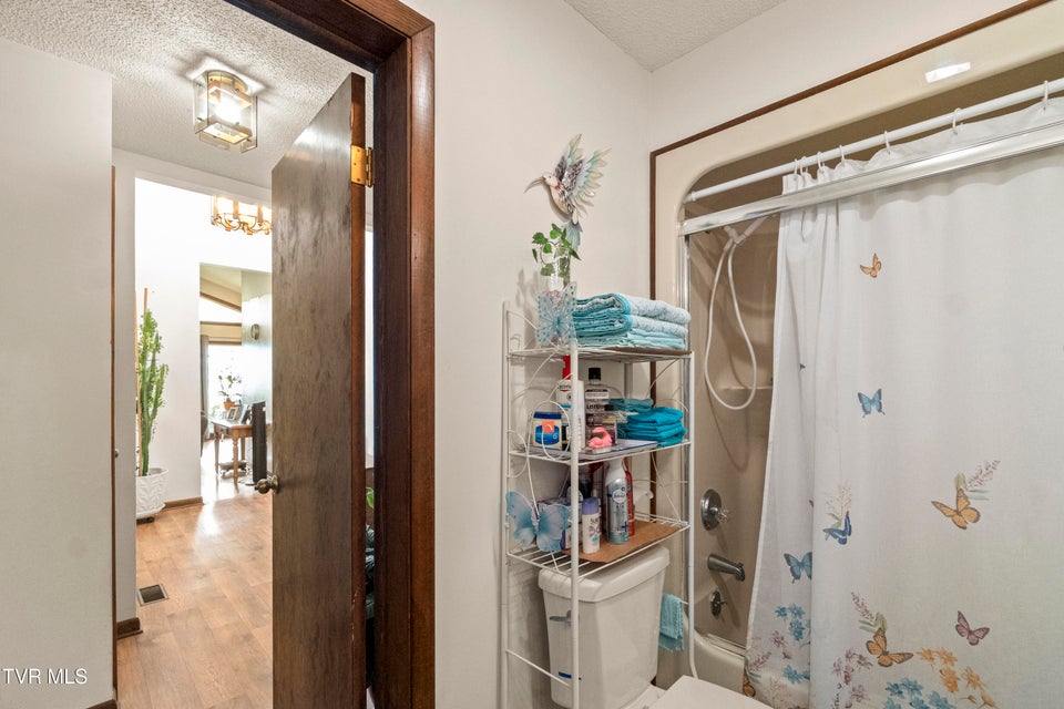 Photo #34: 255 Old Kentucky Road