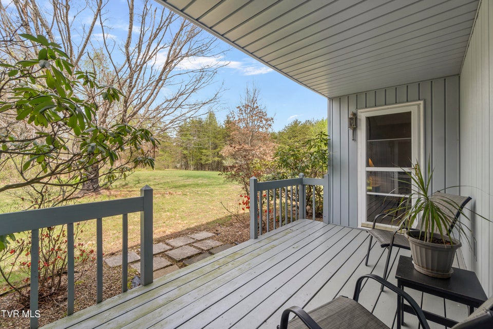 Photo #37: 255 Old Kentucky Road