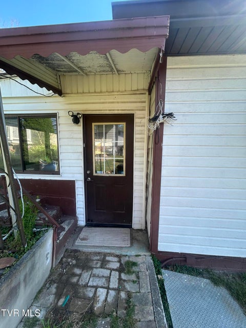 Photo #19: 18 3rd Avenue