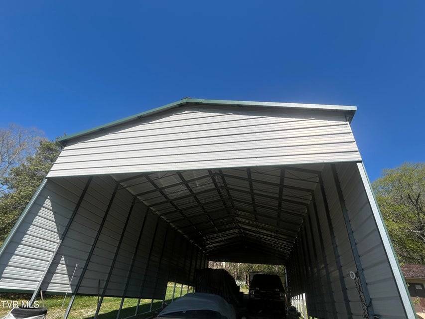 Photo #36: 18 3rd Avenue