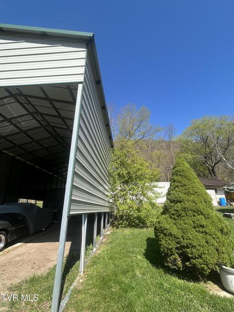 Photo #35: 18 3rd Avenue