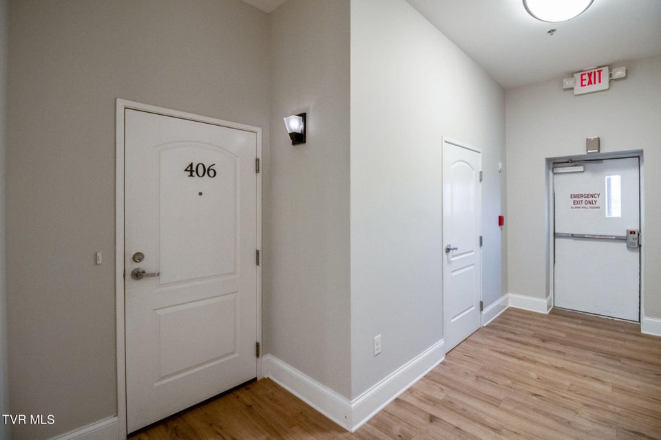 Photo #20: 116 Tipton Street