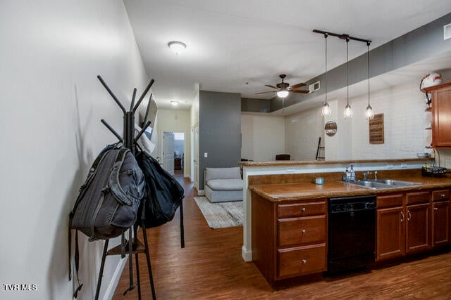 Photo #9: 116 Tipton Street