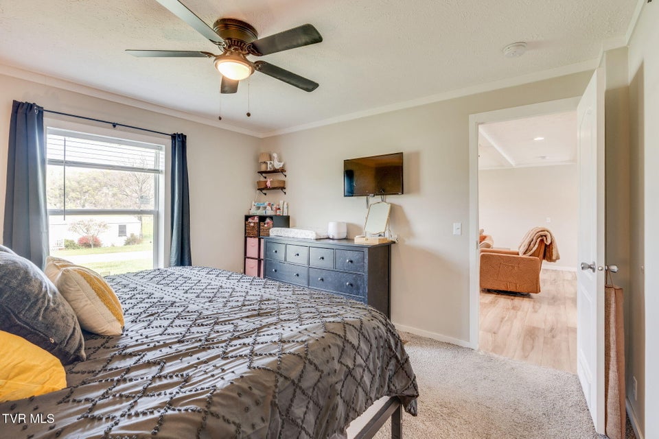 Photo #12: 112 Maple Lane