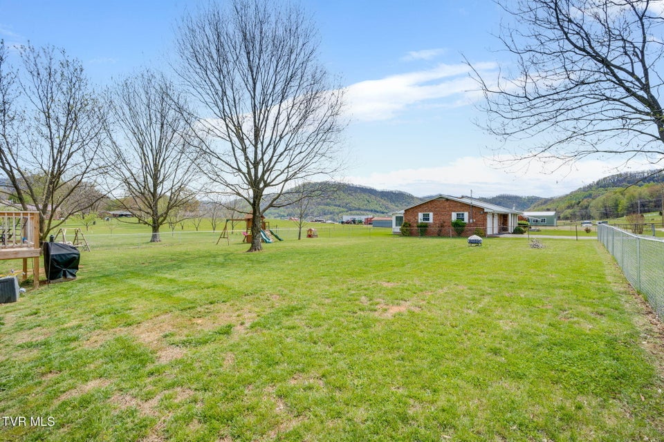 Photo #24: 112 Maple Lane