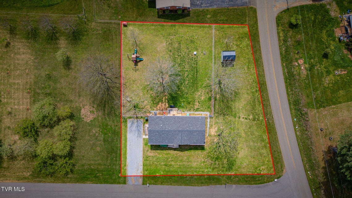 Photo #32: 112 Maple Lane