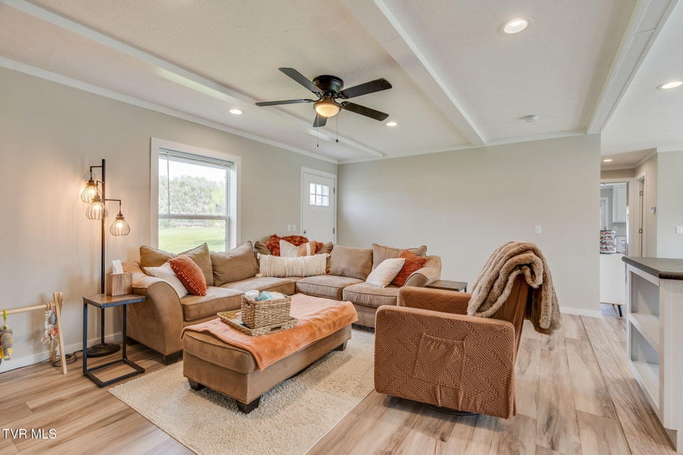 Photo #6: 112 Maple Lane