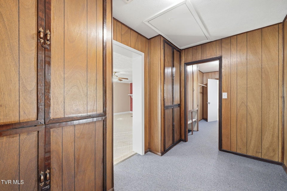 Photo #14: 515 Poplar Street