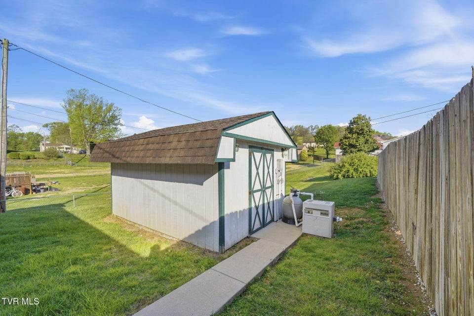 Photo #30: 515 Poplar Street