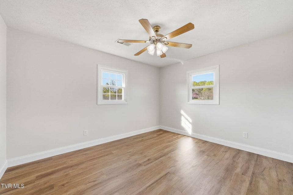 Photo #22: 515 Poplar Street