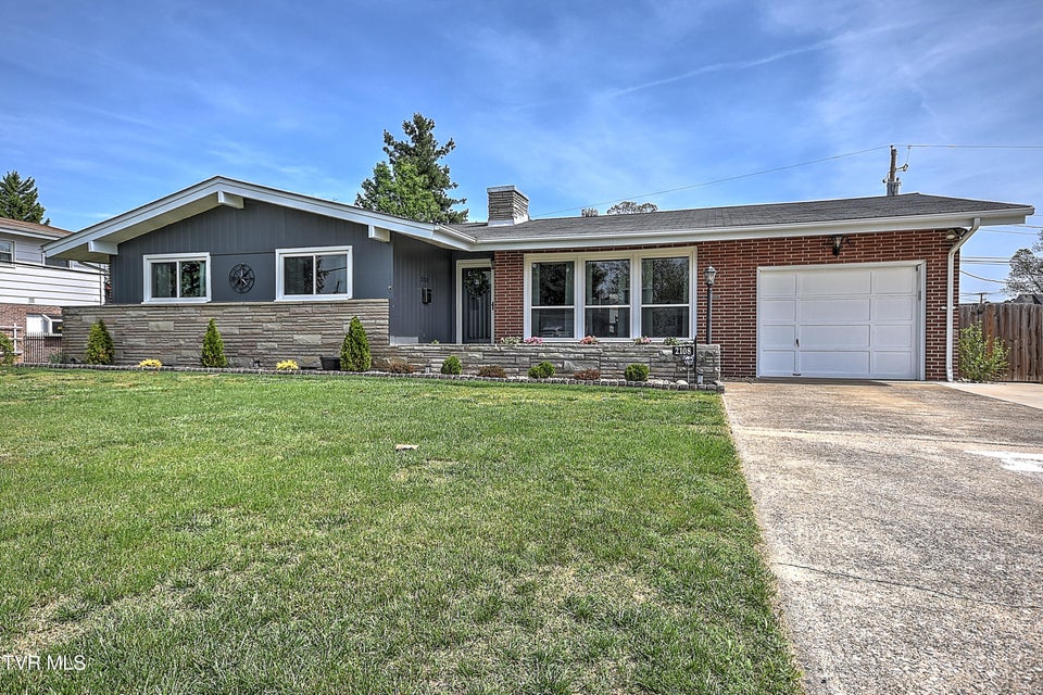 Photo #2: 2108 Swannanoa Avenue