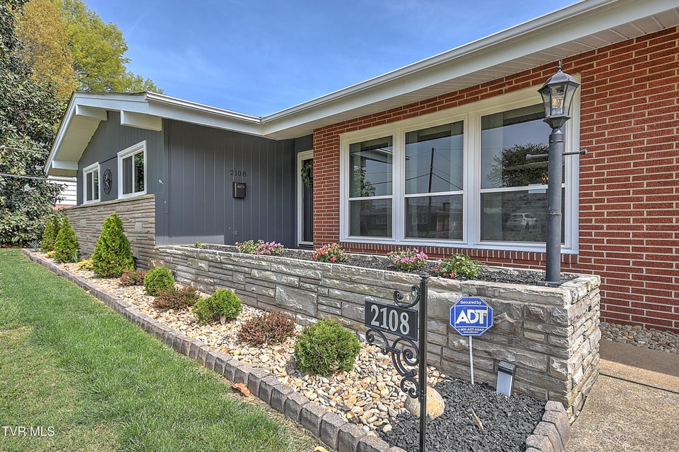 Photo #4: 2108 Swannanoa Avenue