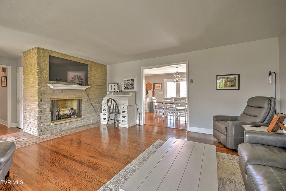 Photo #7: 2108 Swannanoa Avenue