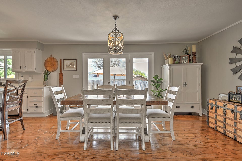 Photo #9: 2108 Swannanoa Avenue