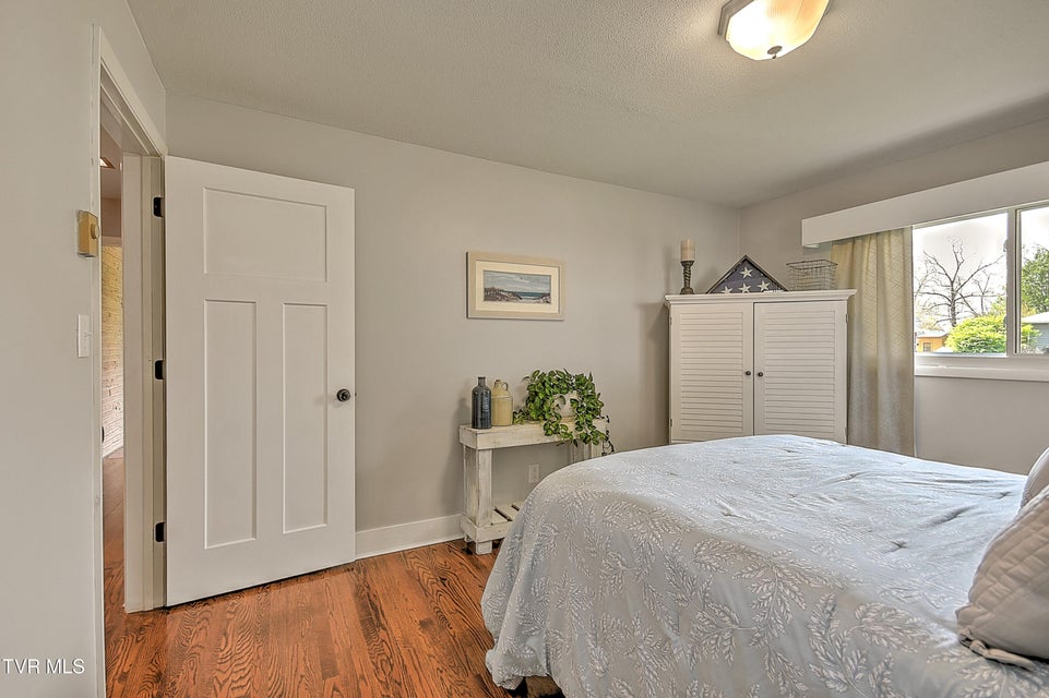 Photo #21: 2108 Swannanoa Avenue