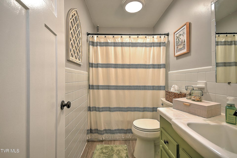 Photo #23: 2108 Swannanoa Avenue