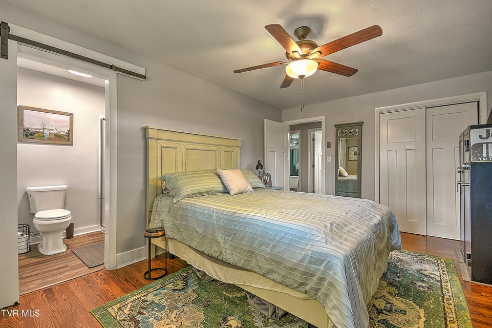 Photo #30: 2108 Swannanoa Avenue